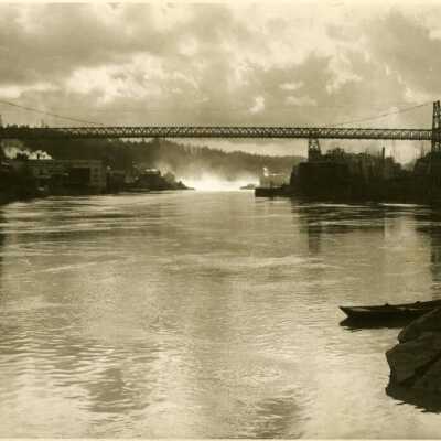 Oregon City/West Linn Suspension Bridge.