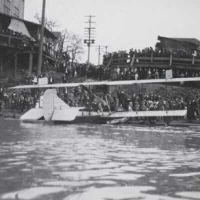 Hydroplane Visit to Oregon City 1920