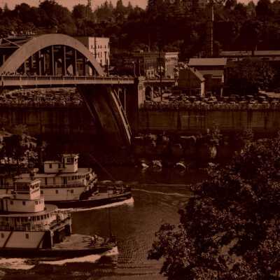 Oregon City Territorial Days 1936 - Steamboat Race "Annie Commings" and "Ione"