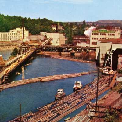 Paper mills at Oregon City-West Linn.: Copyright: Clackamas County Historical Society; Origsize: 3x5; Origformat: Print-Photographic
