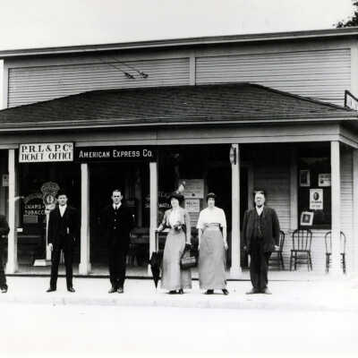 Milwaukie Streetcar Depot, Portland Railway Light and Power Company, 1913-1: Copyright: None; Origsize: 6" x 8"; Origformat: Print-Photographic