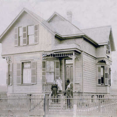 Schuler House (?), Oregon City.
