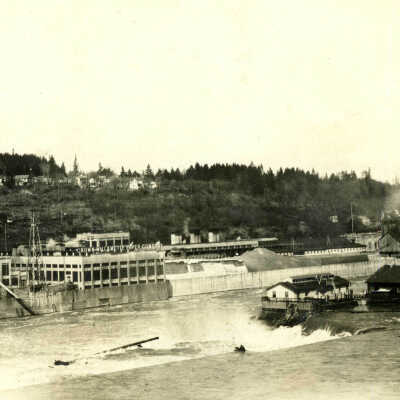 1922 Flood - Crown Willamette Paper Company - Willamette Falls