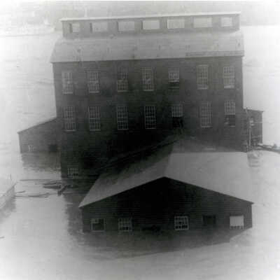1890 Flood - Crown Zellerbach Paper Mill - West Linn