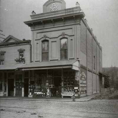 Oregon City Masonic Building 1895