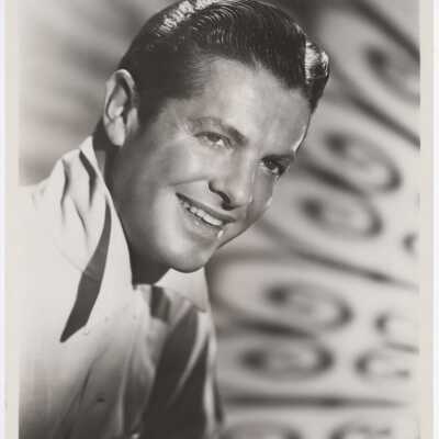 Robert Cummings - Actor
