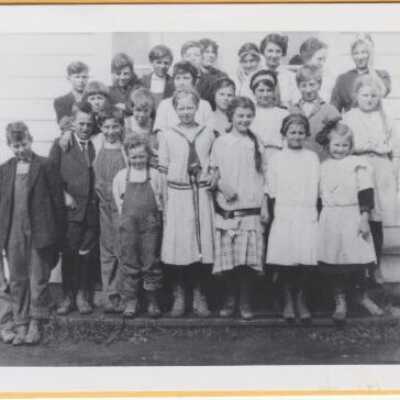 Carver School Students 1913 - Carver, Oregon