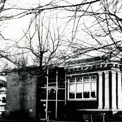 Oregon City Public Library