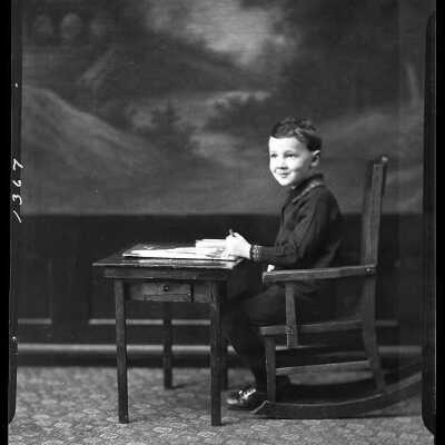 Photograph of a child for R.L. Landsdowne - February 1930 - Negative