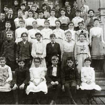Barclay School Students c.1900 - 7th Grade - Oregon City