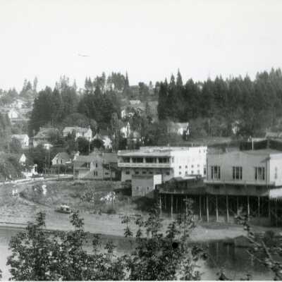 Oregon City from W. Linn, 1920s