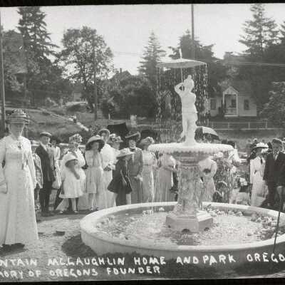 Oregon City 1911 - McLoughlin Park Fountain Dedication