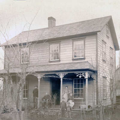 First Home of Harris Family (Henrici), 1889.