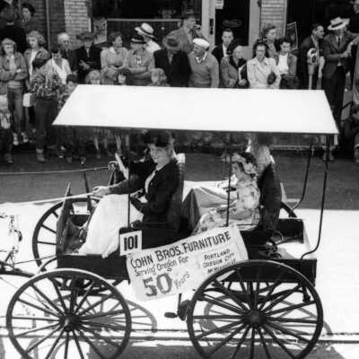 Oregon City Territorial Days Parade 1940 or 1950.