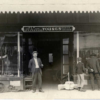 G.H. Young's 2nd Hand and Curio Shop 1916