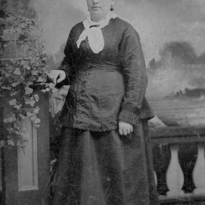 Tintypes of McDonald Family. Woman.: Copyright: None; Origsize: 2" x 3"; Origformat: Print-Photographic