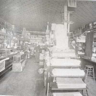 Oregon City 1903 - Ely Brothers' Grocery, Interior, 7th Street