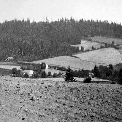 Happy Valley in 1915.: Copyright: Clackamas County Historical Society; Origformat: Other