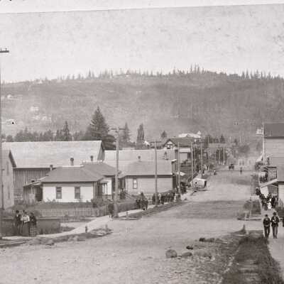 Oregon City's 7th Street, Looking West from Jackson St.