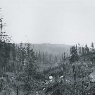 Construction of Oregon Railroad Bridge 1892-1893
