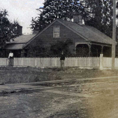 Long House, Canemah.