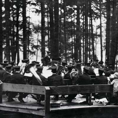 Canemah Park 1915 - Band Stand