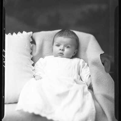 Photograph of a baby for R. Bogus Laski - March 1930 -Negative