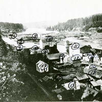 Oregon City - Lower Main Street with Labelled Buildings - 1874