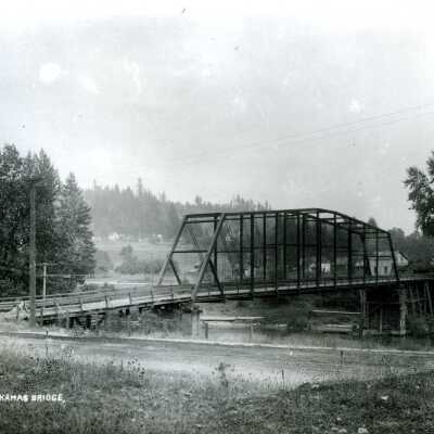 Clackamas Parkplace Bridge