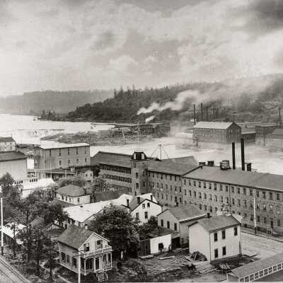 Oregon City Woolen Mill and Falls