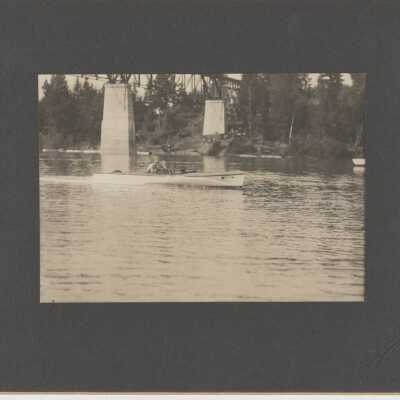 Wilsonville Motor Boat at Electric Railroad Bridge 1910