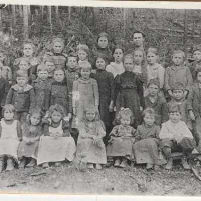 Carver School Students 1900 - Carver, Oregon