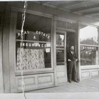 Oregon City - Harvey Cross Law Office and Sladen Real Estate and Insurance 1896