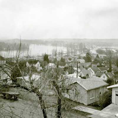 Oregon City Homes at Willamette River Flood Stage. 1964: Copyright: None; Origsize: 5" x 7"; Origformat: Print-Photographic
