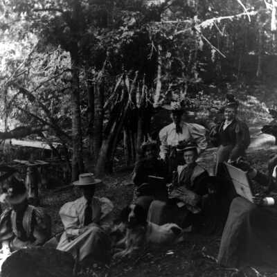 Gladstone Chautauqua Park 1895 - Women's Painting Class