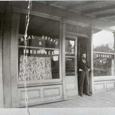 Copyright: CCHS; Origsize: 4x5; Origformat: Negative; Resolution: 800 DPI; Negno: Society 1