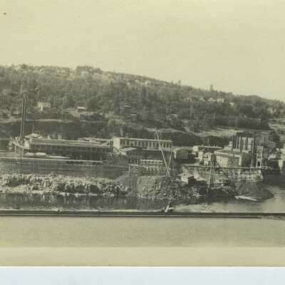 Willamette Falls and Oregon City Mills 1920s