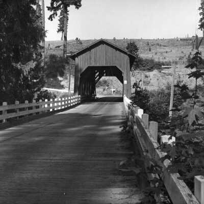 Dicky Prairie (Shady Dell) Covered Bridge over Molalla River