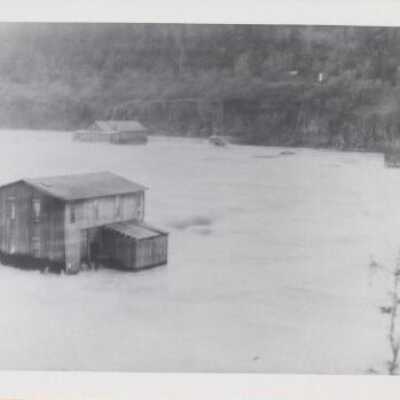 1890 Flood - Willamette Falls, Electric Plant Station A