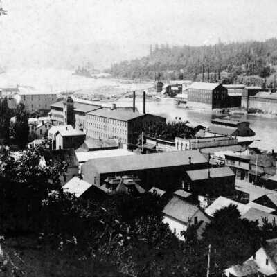 Willamette Falls and view of mills on river, ca. 1900.