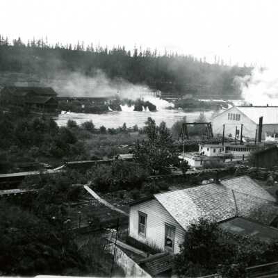 Willamette Falls Locks 1900 - with "Modoc Steamboat"