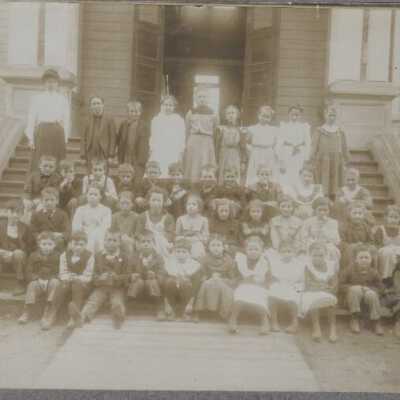 Milwaukie School Class