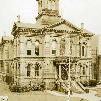 Oregon City 1935 - Clackamas County Courthouse - Before Demolition
