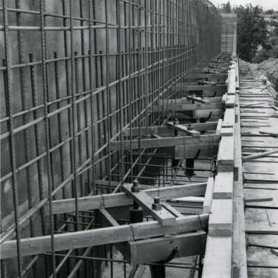 Ready for Concrete Pour, I-205 Bridge Construction.