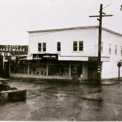 Estes Hardware Store,.