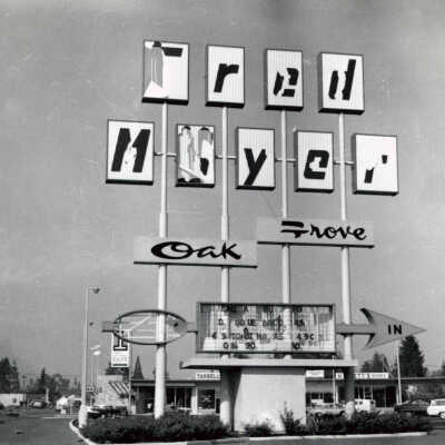 1962 Columbus Day Storm, Damage to Fred Meyers Sign in Oak Grove.