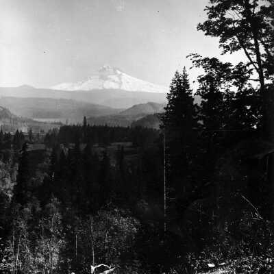 Mt. Hood west side, Roslyn (?) Lake: Copyright: Clackamas County Historical Society; Origsize: 5x7; Origformat: Print-Photographic