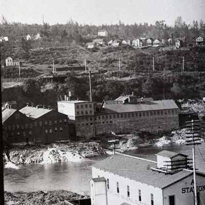 West Linn Mills 1896 - Station "A" in foreground