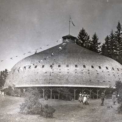 Gladstone Chautauqua Park, 1st Pavilion