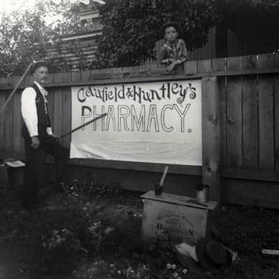Caufield & Huntley Sign.: Origsize: 5" x 7"; Origformat: Print-Photographic